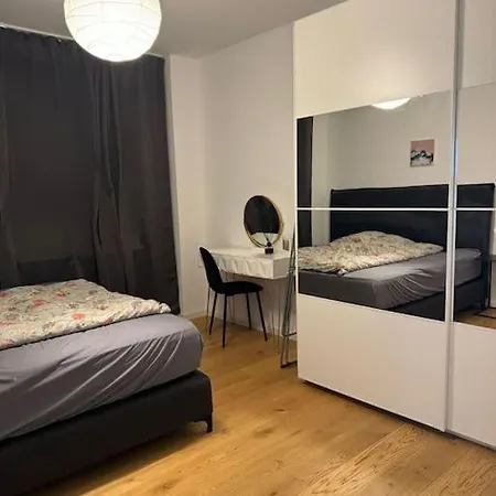 Spinelli Parkblick, Helle 3 Zimmerwohnung Apartman